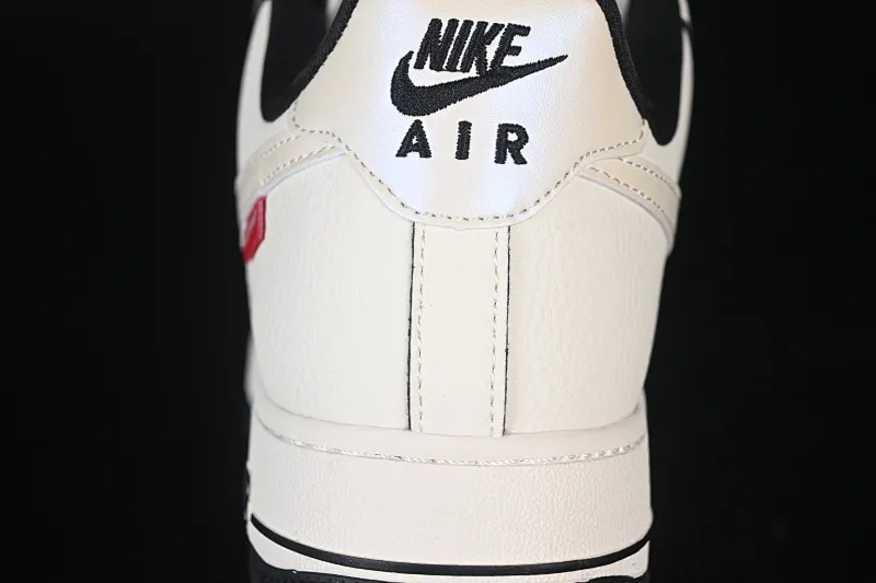 All categories Nk Air Force 1 Air Force series Nk Air Force 1 Low Air Force low top Nike Air Force 1'07 Low Supreme co-branded beige and black edge Air Force 1 low top casual sneakers XX3168-220
